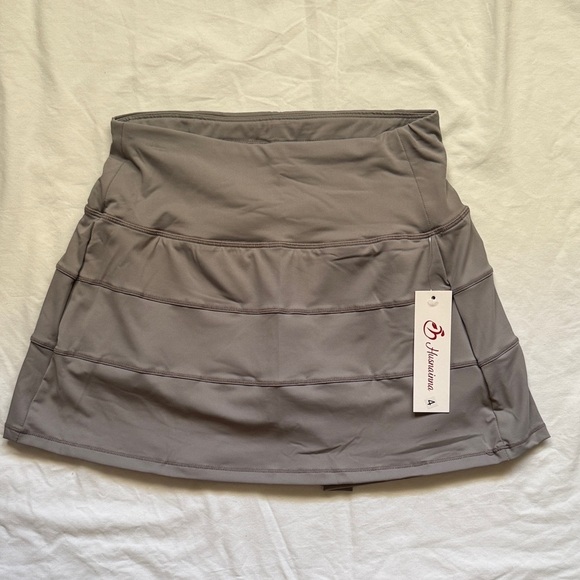 Dresses & Skirts - Chic Gray Skirt